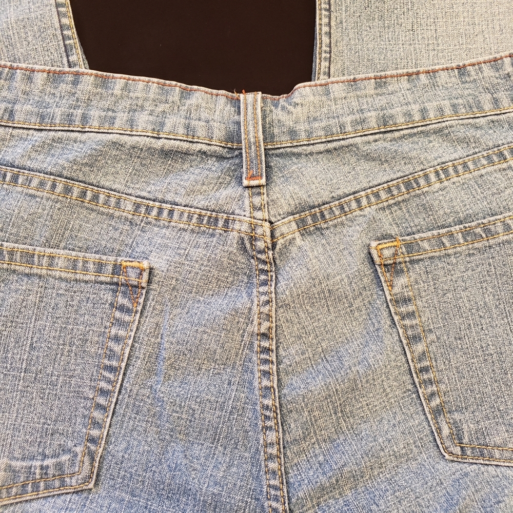 Levi Jean's | Size 18 - Picture 8 of 12